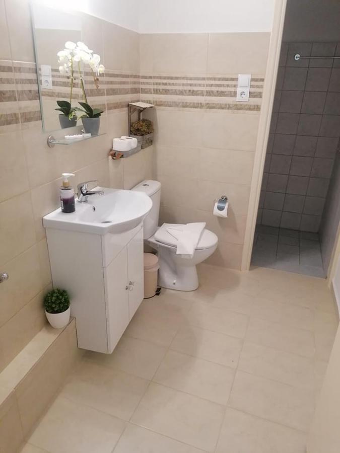 Kliklis Apartment Heraklion  Ngoại thất bức ảnh